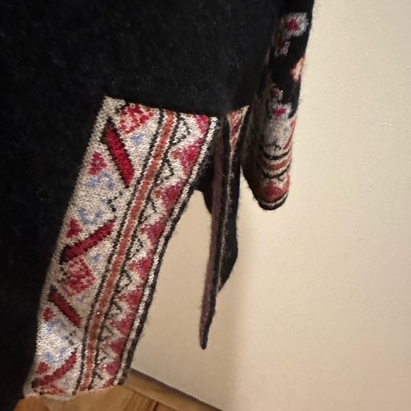 Johnny Was Tunic Sweater - Picture 3 of 5